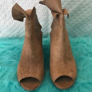 Brown Free People Women’s sandals Size 9/39